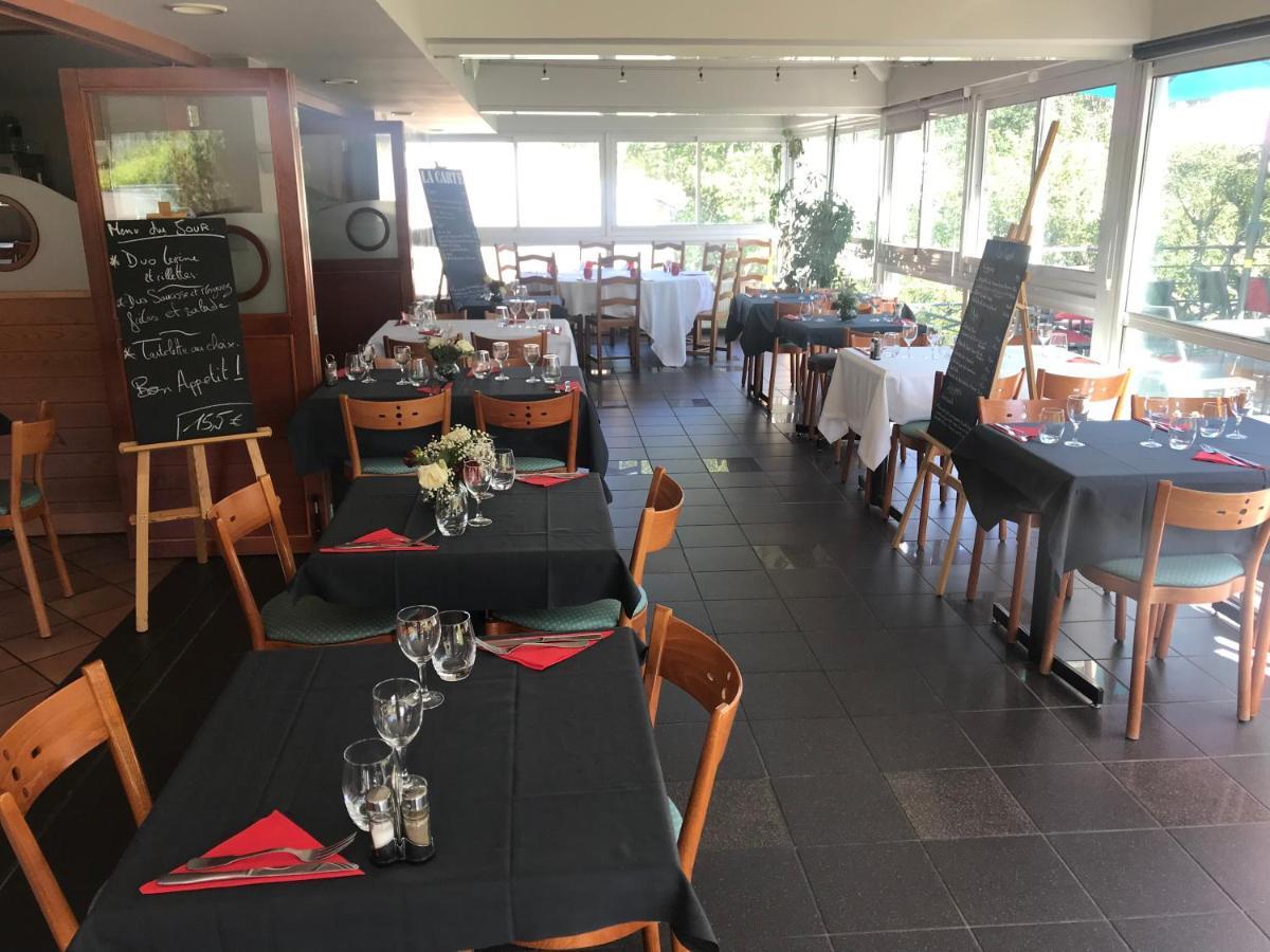 Hotel Restaurant L'Artiere Ceyrat エクステリア 写真